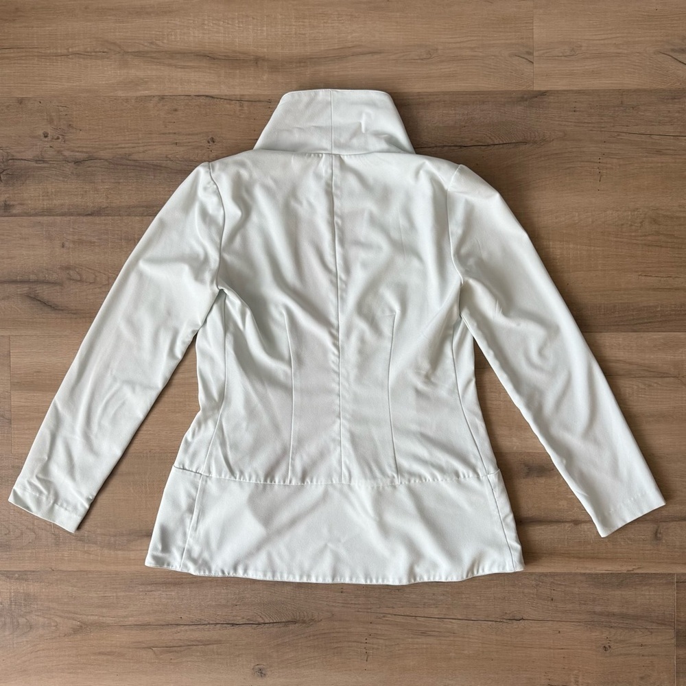 Mint green open front crepe blazer - Medium NWOT - Picture 3 of 3